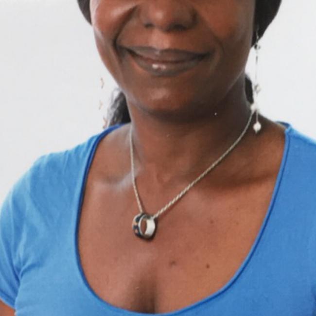Coquine dame africaine sur Brive